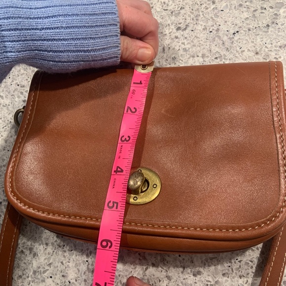 Roots Leather Shoulder Bag - Picture 7 of 8